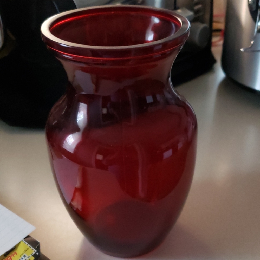 Glass vase
